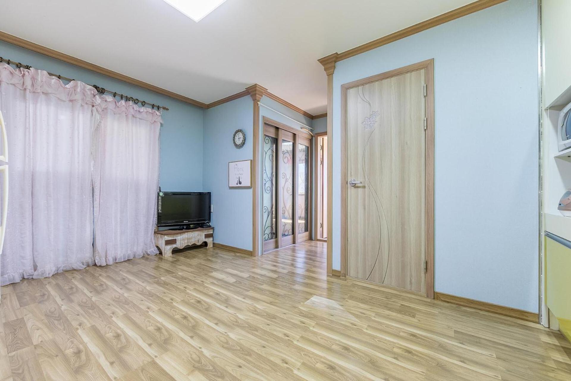 Seocheon Redpungchatiang Pension Екстер'єр фото